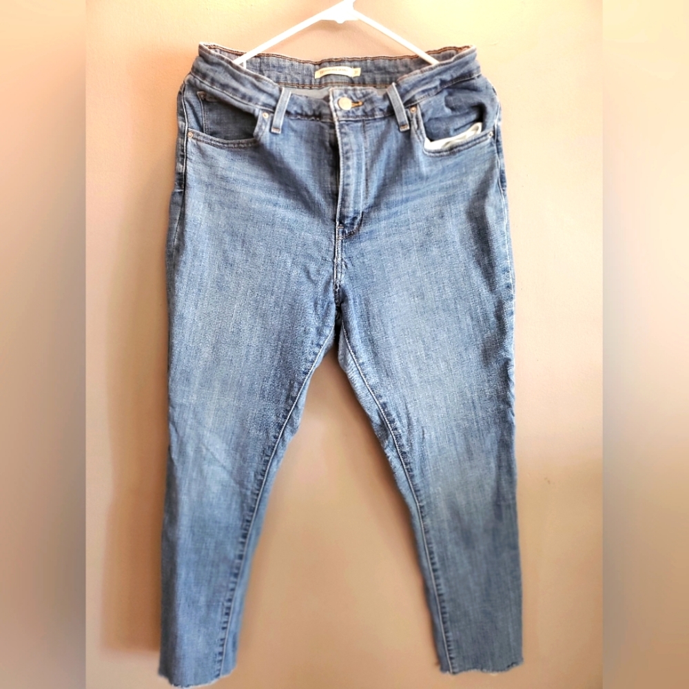 Women's Levi's